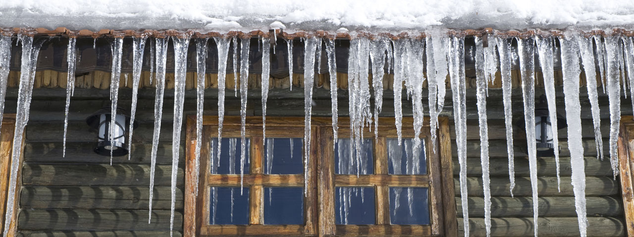 spray foam prevents ice dams by providing proper insulation in Simi Valley attic spaces